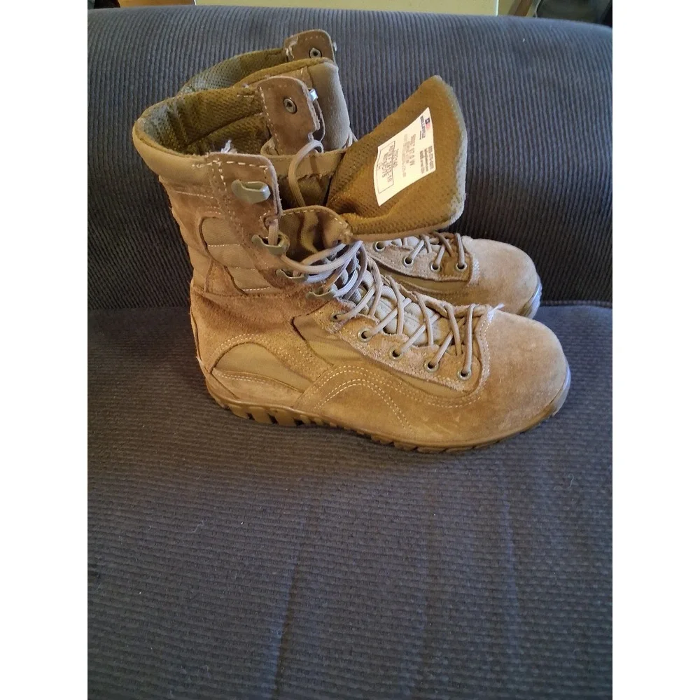 Belleville 533ST Sabre Steel Toe Boots Mens 7W Womens 9W Coyote Brown Vibram USA